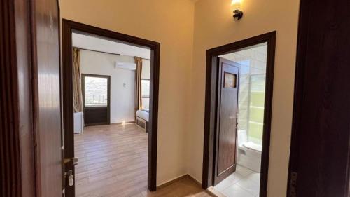 al jabal castle hotel ajloun