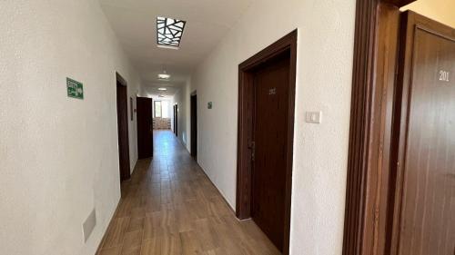 al jabal castle hotel ajloun