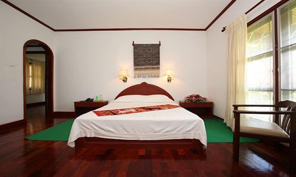 vansana plain of jars hotel