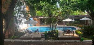 hotel el rancho