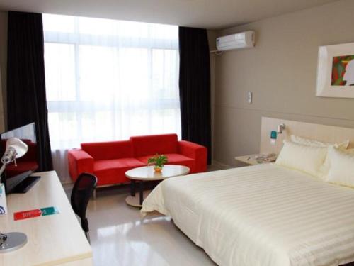 Jinjiang Inn Taizhou Xinghua Dainan Town Government,,2 star