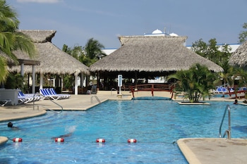playa blanca beach resort all inclusive