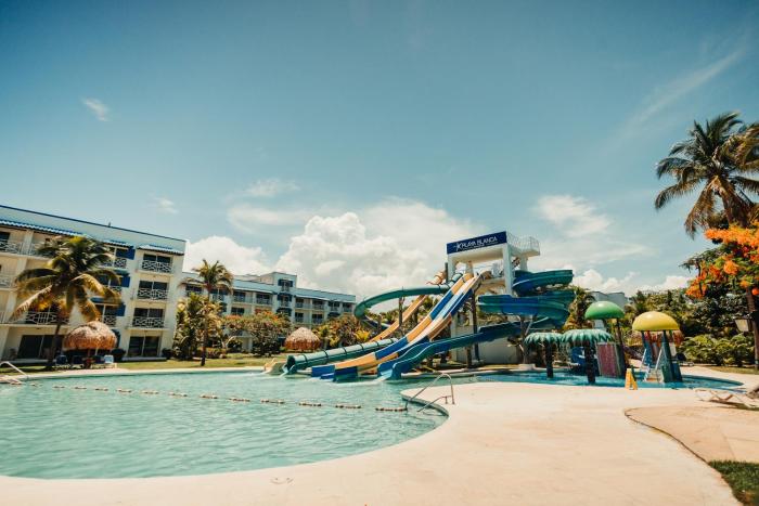 playa blanca beach resort all inclusive