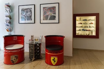 reinhardts garni automobilia hotel