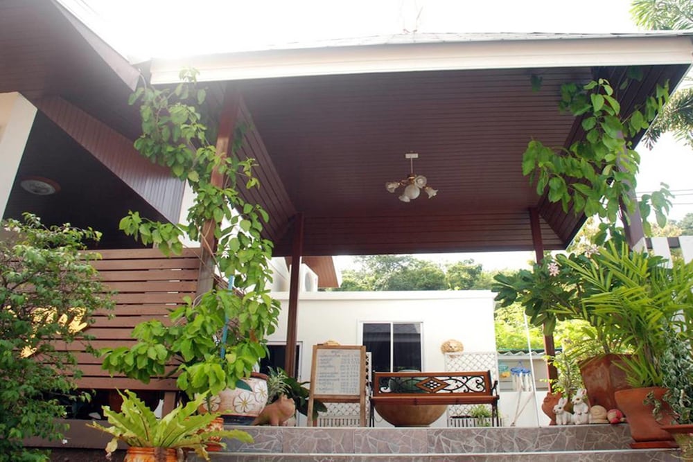 grand hill resort and spa