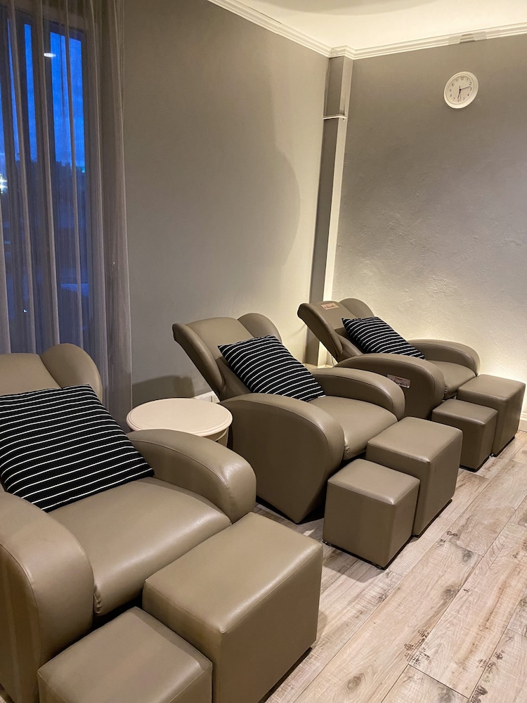 grand hill resort and spa