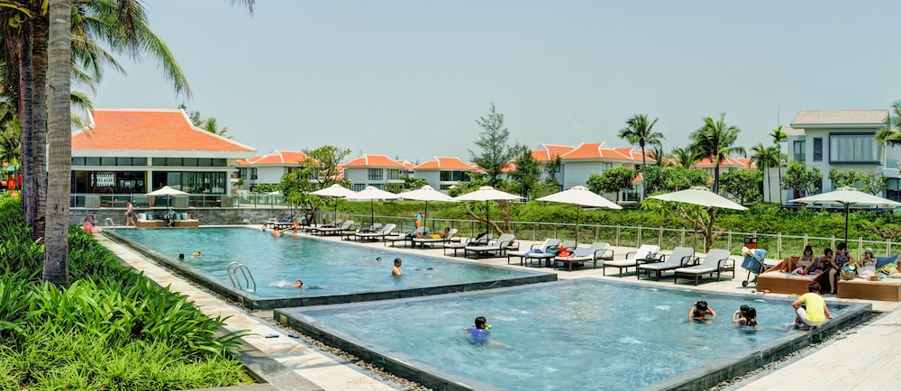 mangala zen garden and luxury apartments