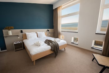 poort beach boutique apartments