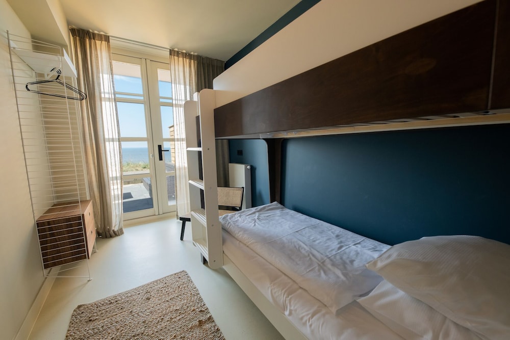 poort beach boutique apartments