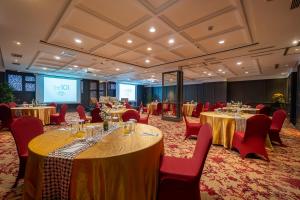 the 1o1 yogyakarta tugu