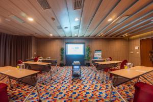 the 1o1 yogyakarta tugu