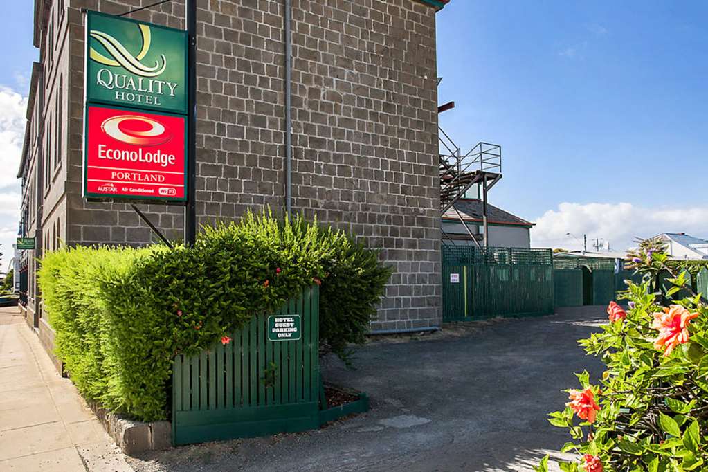 econo lodge portland