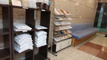 hotel select inn nagoya iwakura ekimae