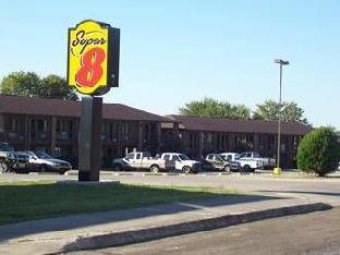 Super 8 By Wyndham Universal City,Universal City>>San Antonio,2 star