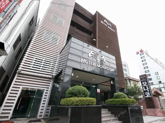 monaco hotel