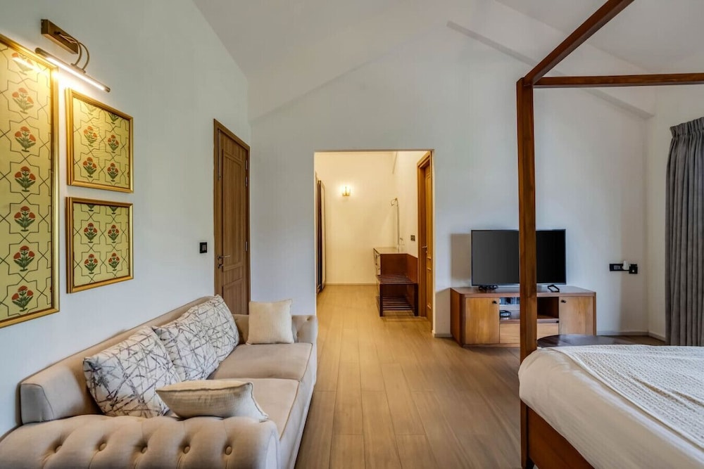 villa ayana 5bhk with pool and near the beach