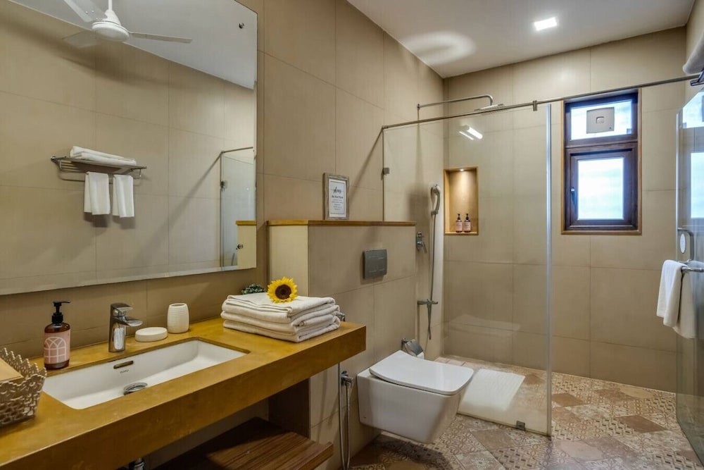 villa ayana 5bhk with pool and near the beach