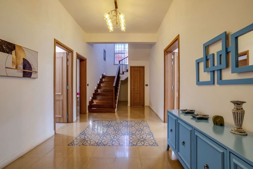 villa ayana 5bhk with pool and near the beach