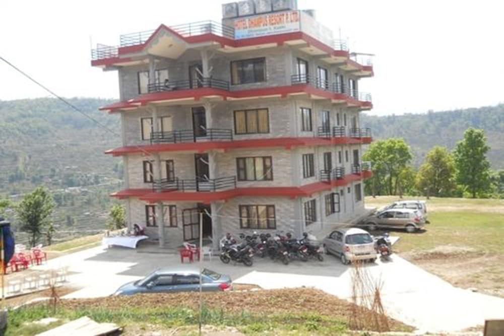 dhampus resort