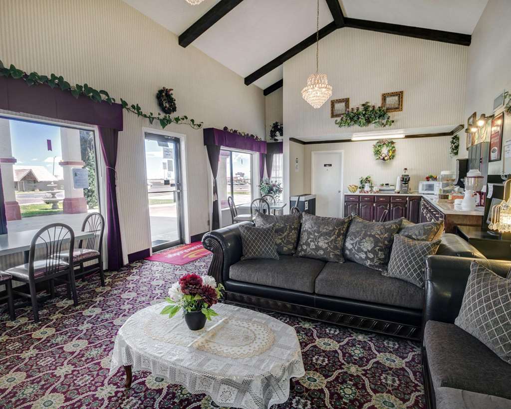 econo lodge van horn