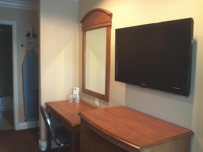 hyland motel van nuys