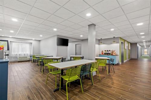 spark by hilton wilkes barre