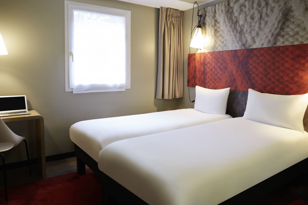 ibis paris canal saint martin