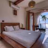 hotel alcazar