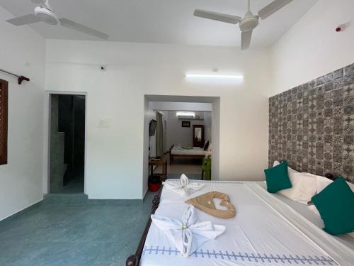 hotel coramandal heritage