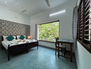 hotel coramandal heritage