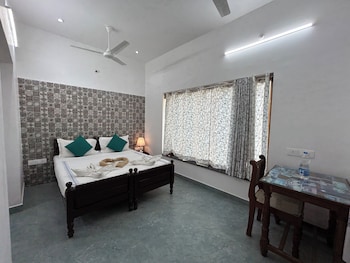 hotel coramandal heritage