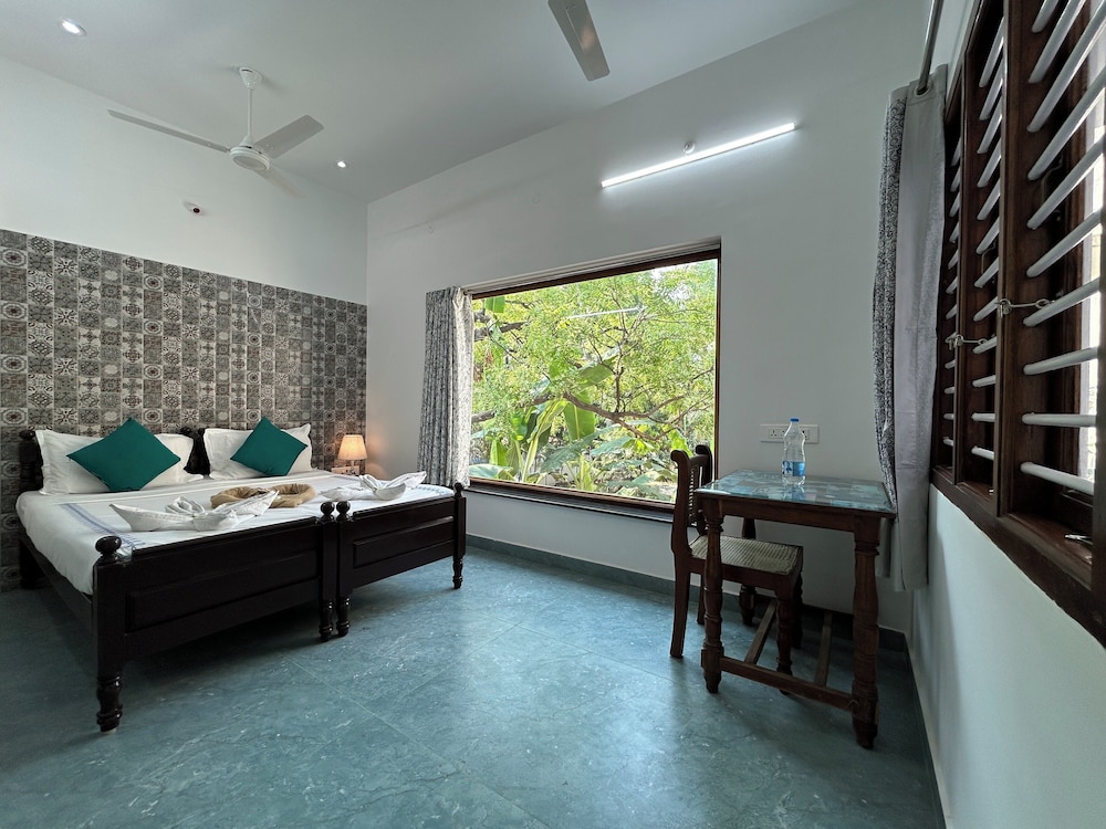 hotel coramandal heritage