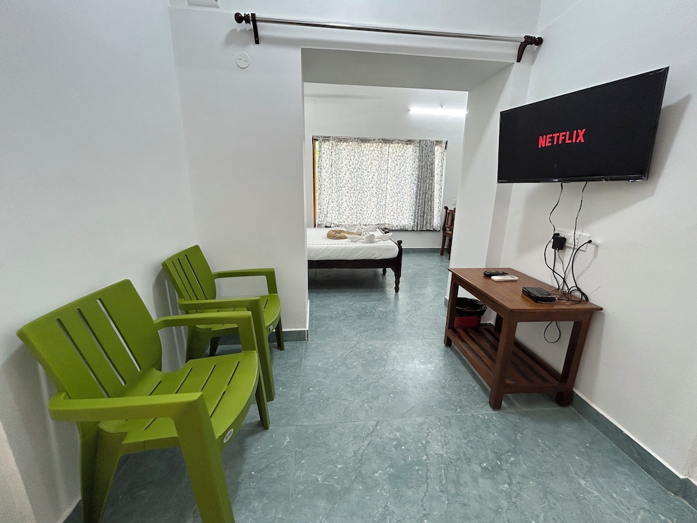 hotel coramandal heritage