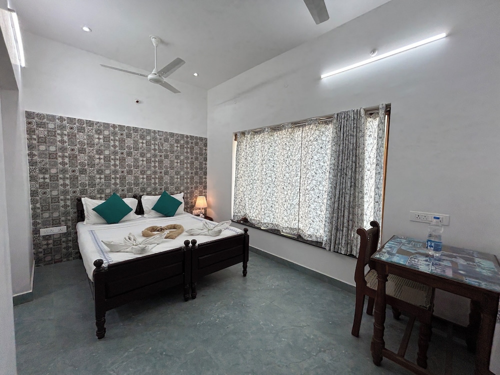 hotel coramandal heritage