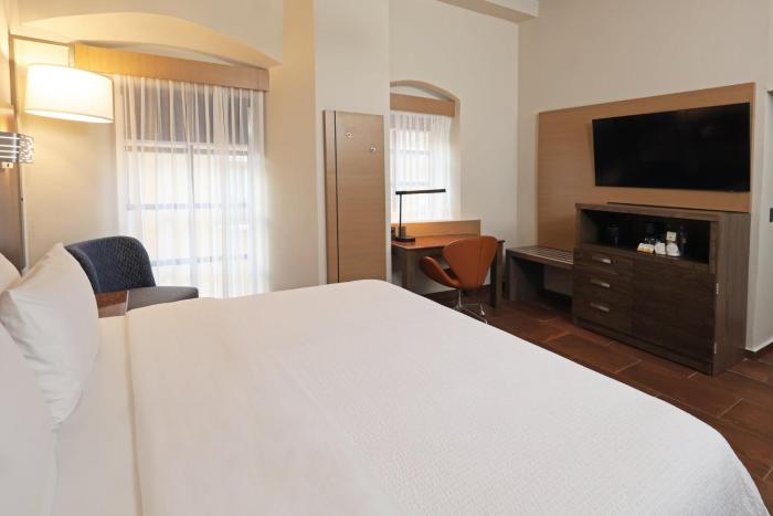 holiday inn centro historico by ihg