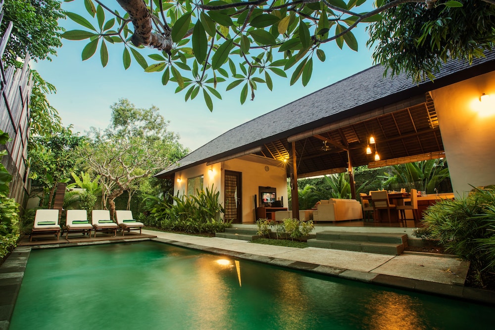 the astari villa and residence