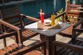 the astari villa and residence