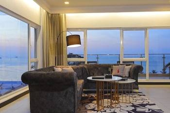 Queenco Hotel & Casino,Sihanoukville>>Mittakpheap,5 star