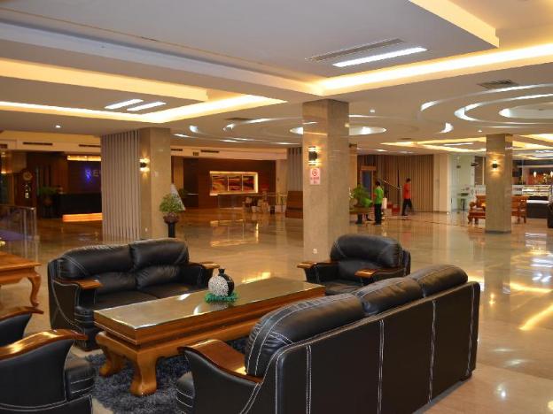 regina hotel pemalang