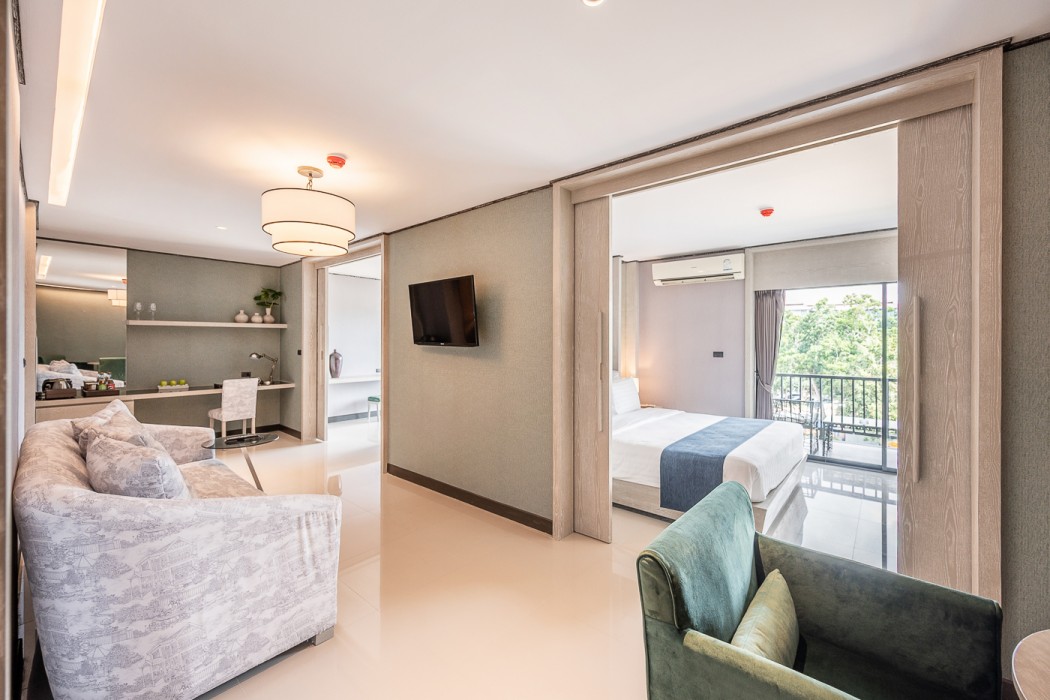 manhattan pattaya hotel