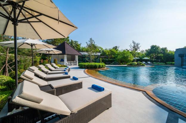 manhattan pattaya hotel