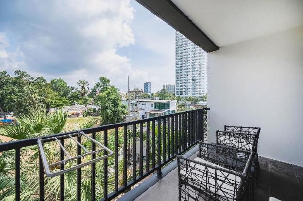 manhattan pattaya hotel