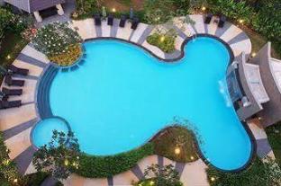 manhattan pattaya hotel