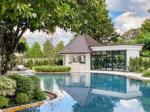 manhattan pattaya hotel