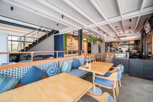 manhattan pattaya hotel