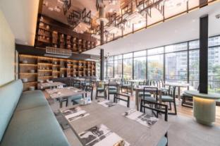 manhattan pattaya hotel