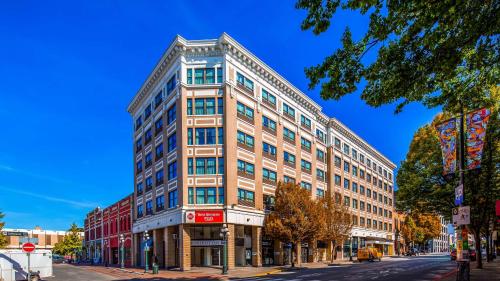 best western plus carlton plaza hotel