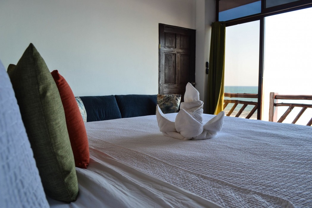 hotel los farallones