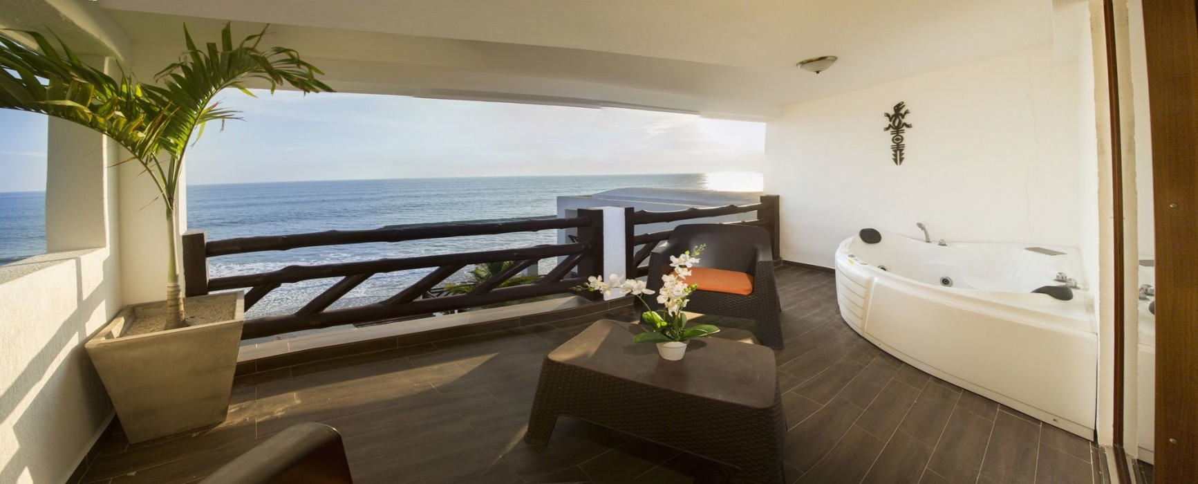 hotel los farallones