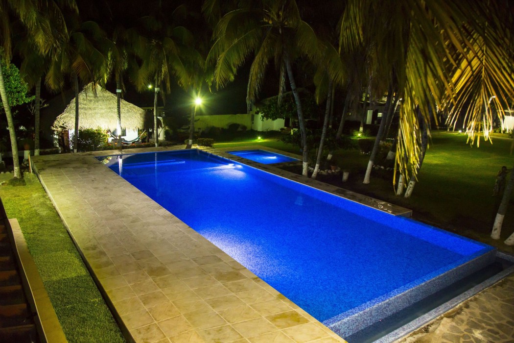 hotel los farallones